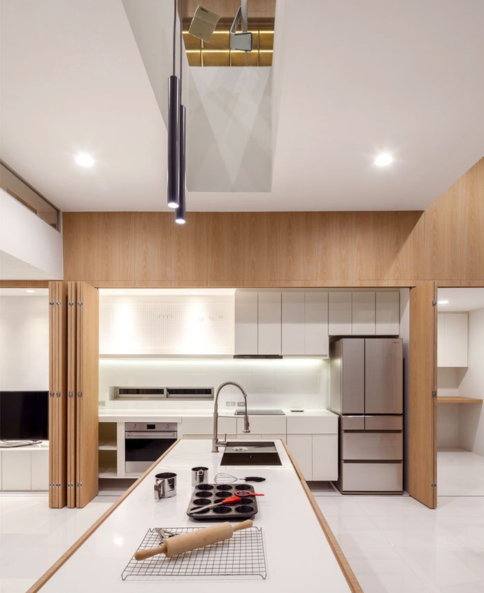 Multifunctional Home That Combines Several Activities in One Area - InteriorZine