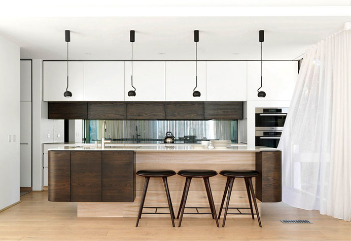 Modernist-inspired Extension Added to Classic Cottage in Australia - InteriorZine