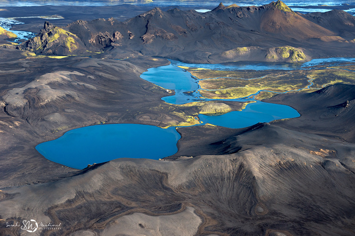 Aerial Iceland photography nature landscape air beautiful hike hiking adventure trip mountains water river waterfall green gras lake