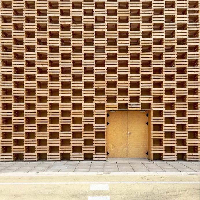 Minimalist and Abstract Architecture Photography by Pau Iglesias