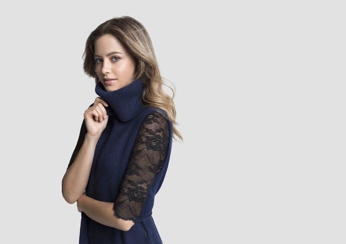 Shimmy fashion beautiful packaging branding corporate design pink minimal logo business card stationery ragged edge mindsparkle mag graphic