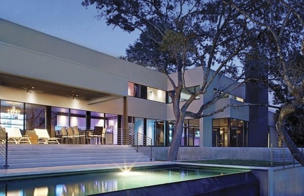 West Lake Hills Residence by Specht Harpman #architecture #house