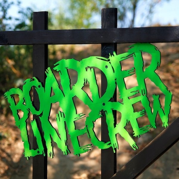 Boarderline Crew #wood #skate #lasercut #crew