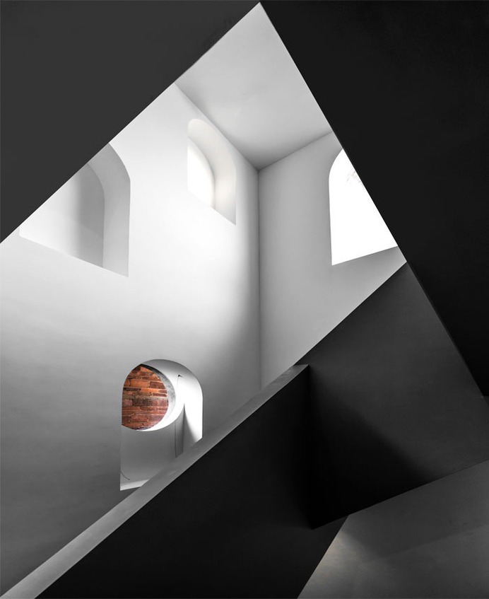 EASE Leisure & Art by PMT Partners - InteriorZine