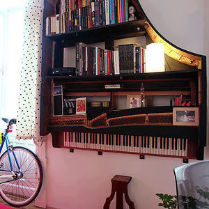 Old Piano Turned Into Bookshelf #interior #piano #design #decor #deco #bookshelf #decoration