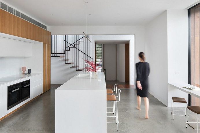 A Light-Filled Modern Family Home with an Eco-Friendly Interior 5