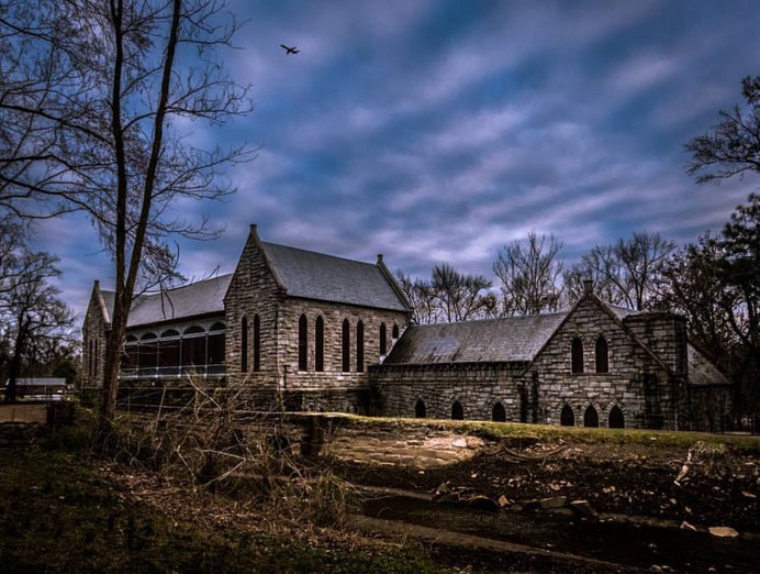 Brilliant Abandoned Houses in Virginia and North Carolina by Kyle Boykin
