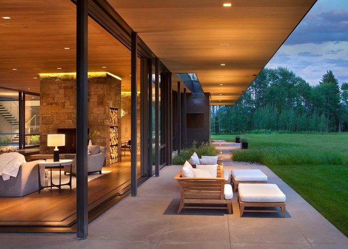Crescent House in Wyoming by Carney Logan Burke Architects 5