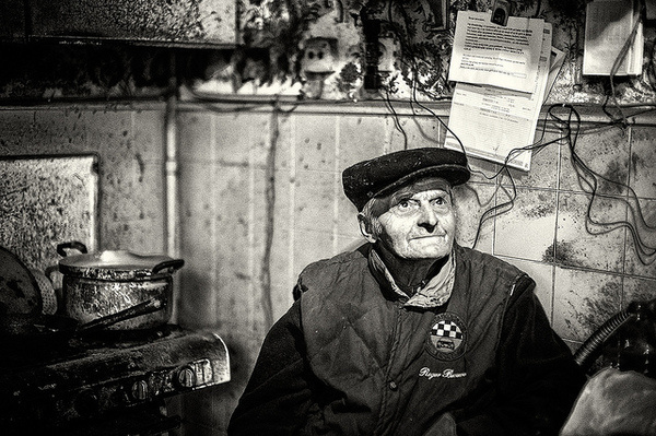 • A couple of hours with Mr. Julien #wit #zwart #nero #sole #y #noir #lonely #alone #preto #et #n&b #i #aged #forlorn #lone #man #portraiture #experienced #blanco #branco #old #negre #b&w #photo #lonesome #loneliness #bianco #e #apart #negro #isolated #people #portrait #forgotten #mature #blanc