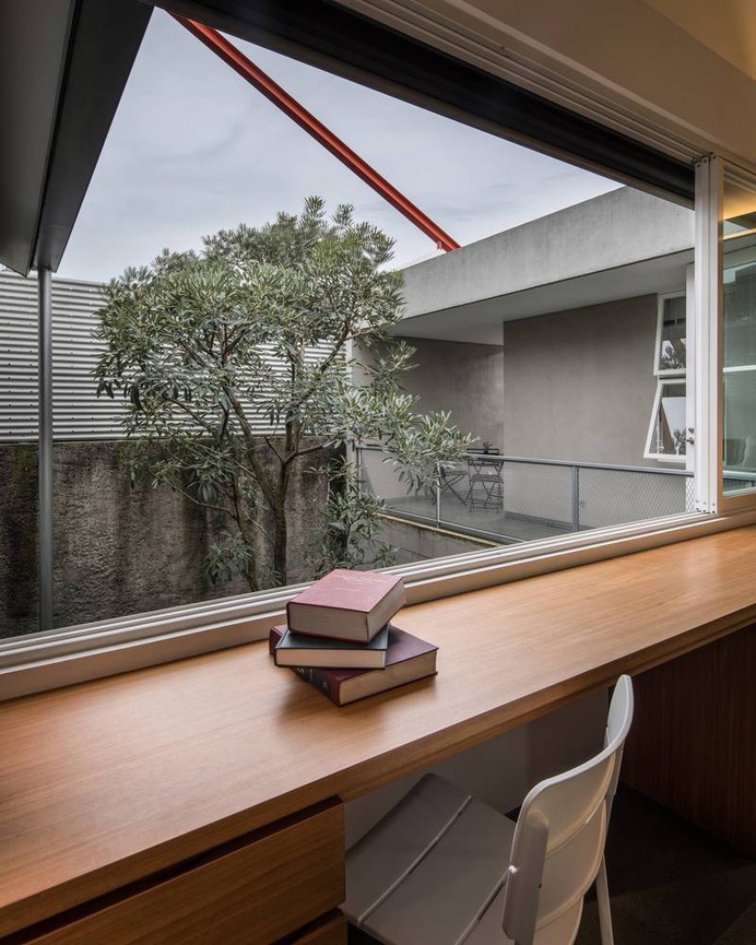Doctor House / Tan Lik Lam Architects
