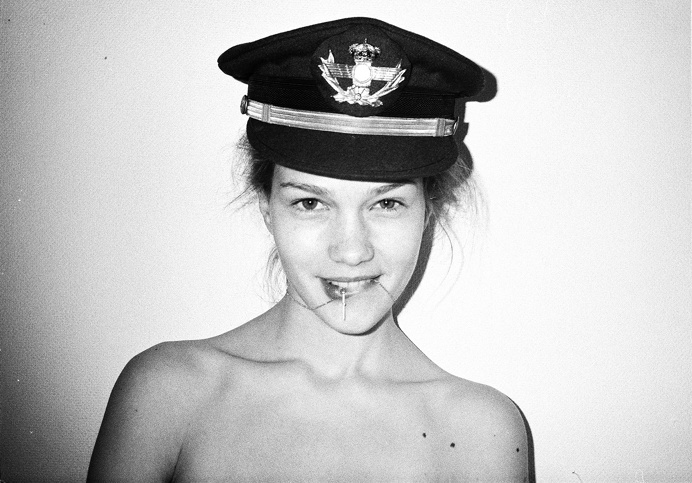 #hat #girl #portrait #smile #photo