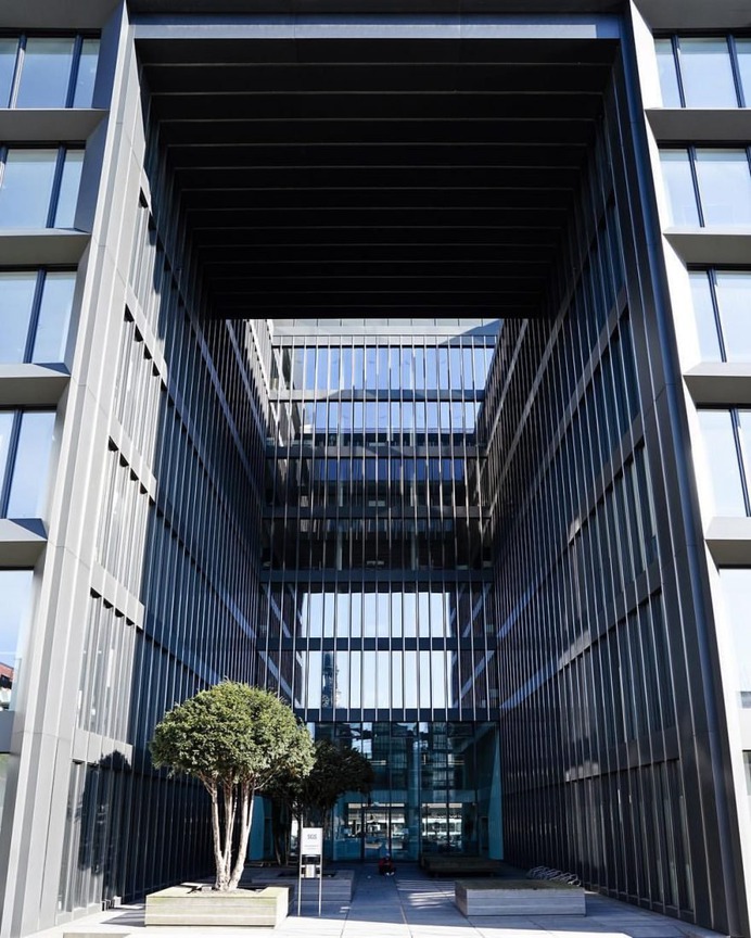 Cosmopolite Architecture Photography in Hamburg by Oliver Matziol
