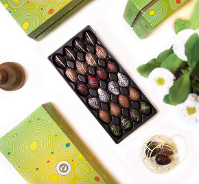 #belgium #easter #eastereggs #pralines #belgianchocolate #artdeco #packaging