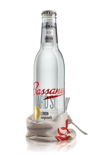 Bassana #bottle #packaging #alcohol #design #package
