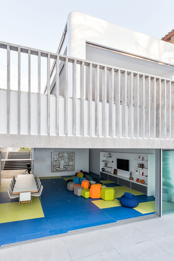 Toy House