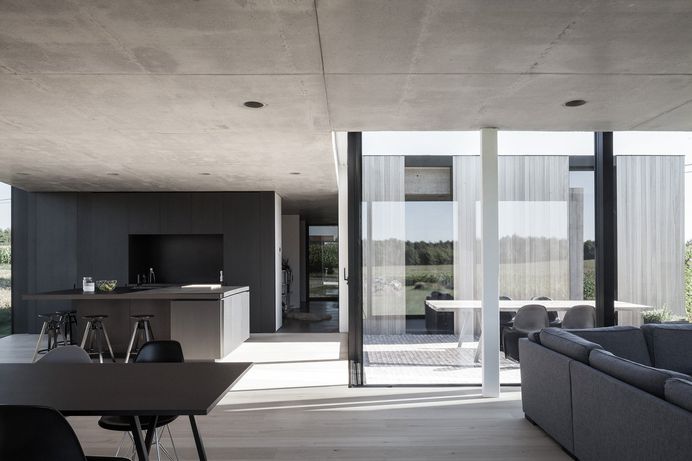 CASWES House – Minimalissimo