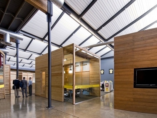 ls_260111_03 » CONTEMPORIST #interior #steel #architecture #detail #column