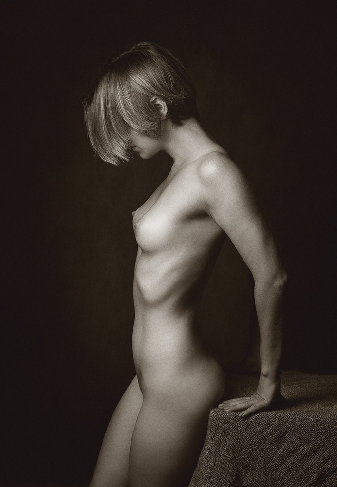 girl naked nude portrait woman