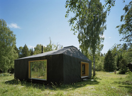 Söderöra in Sweden by Tham & Videgård Architects Photo #void #solid #wood #architecture #houses