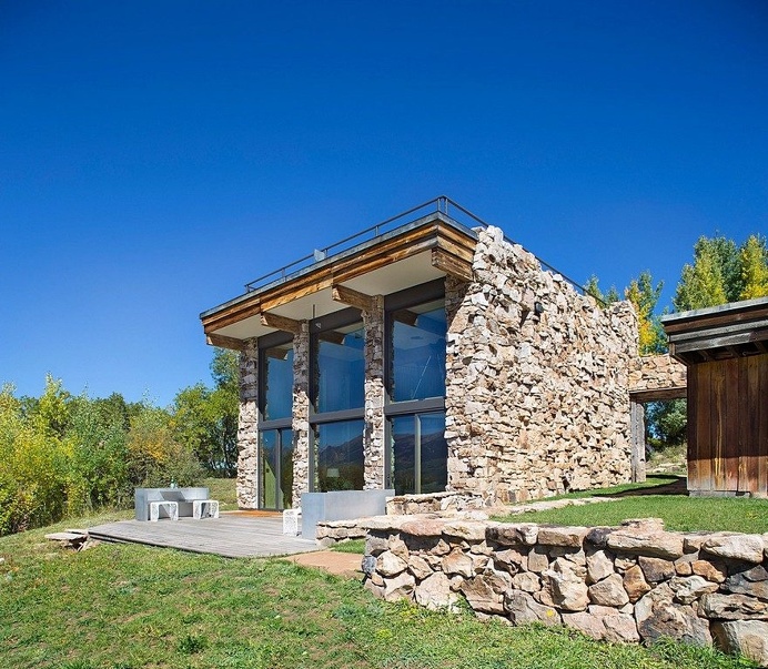 Barn Studio by Rowland Broughton