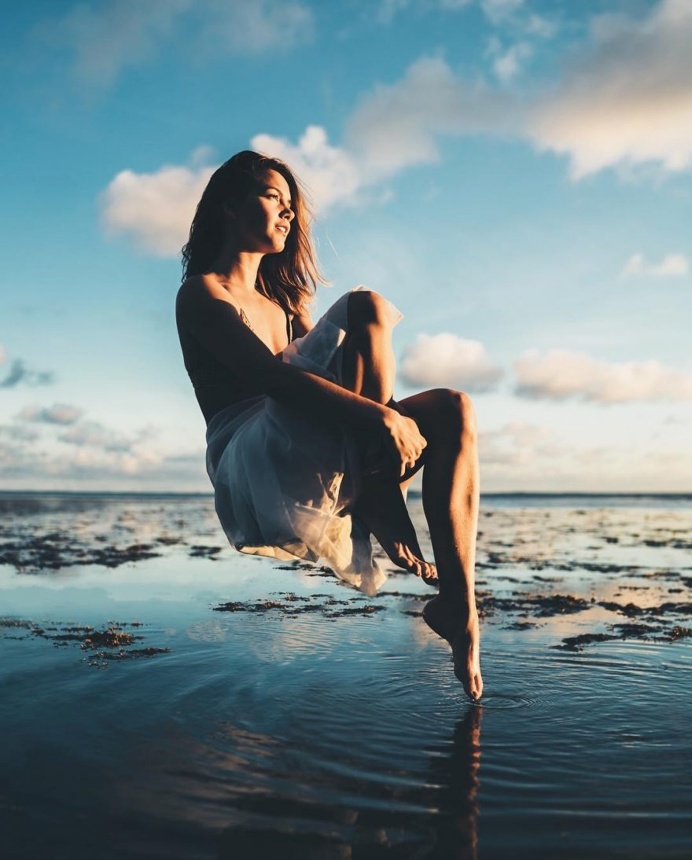 best creative incredible levitation photography christopher images levitation photography