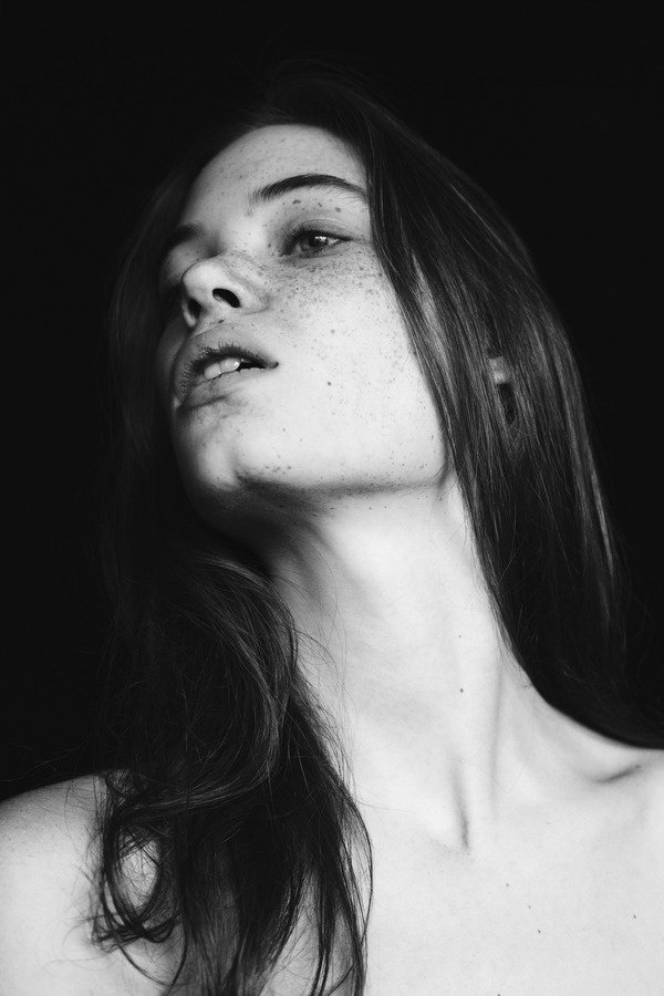 http://iwasshotbybillykidd.com/post/37143411538/elisabeth vandenbergh was shot by billy kidd #kidd #photography #billy