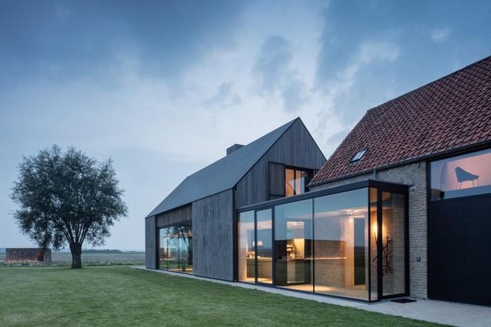 The Bunkers: A Heritage Structure Has Been Restored into a Unique Bed & Breakfast 18