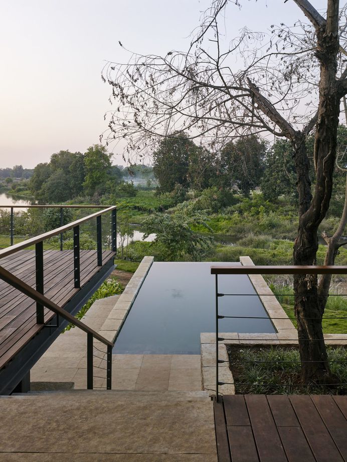 The Riparian House by Architecture BRIO