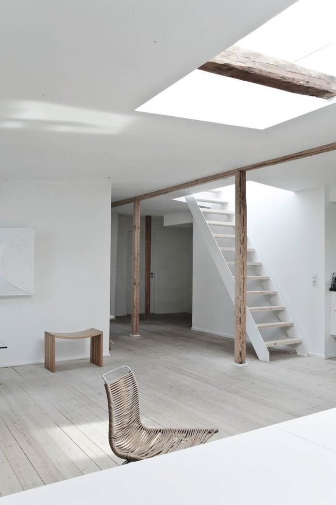 Open space. Fredgaard Penthouse by Norm.Architects. © Jonas Bjerre-Poulsen. #beam #column #openplan