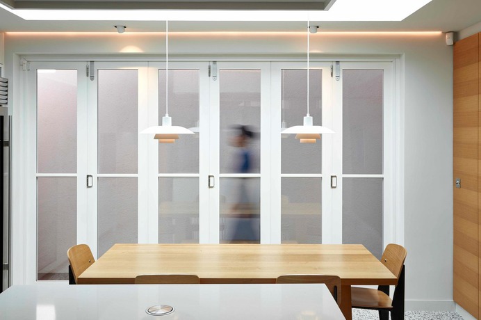 Spitalfields Town House by Quinn Architects