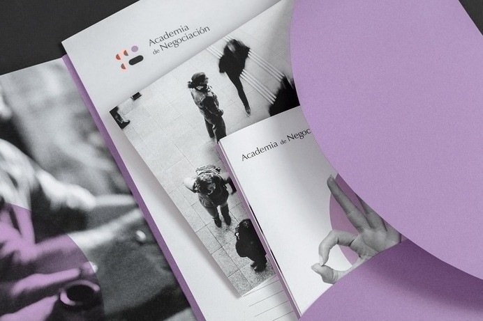 Academia de Negociación - Mindsparkle Mag Beautiful branding for Academia de Negociación, a company-focused school, created by The Branding People in México. #identity #branding #design #color #photography #graphic #design #gallery #blog #project #mindsparkle #mag #beautiful #portfolio #designer