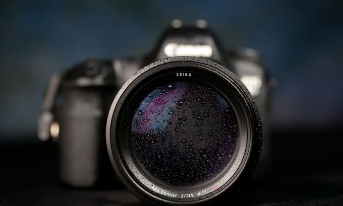 Camera Under Water Latest Wallpaper Hd Free Download – WallpapersBae