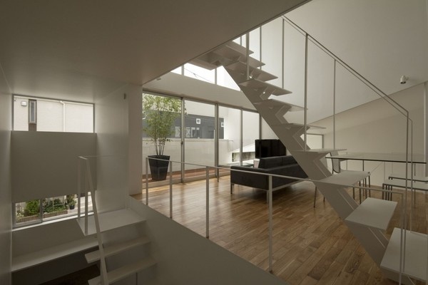 House in Iwase by Koichiro Horiuchi #minimalist #architecture #house