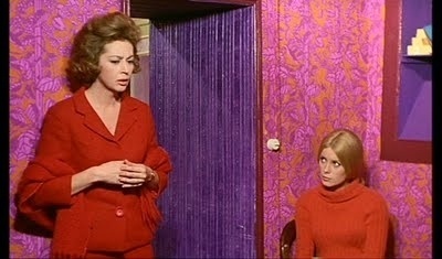 umbrellas9.jpg (400×235) #pink #france #psychedlic #1960s #purple #wallpaper