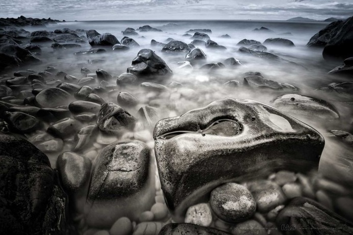 Tranquility at Sea: Minimalist Seascape Photography by Frank Zschieschang