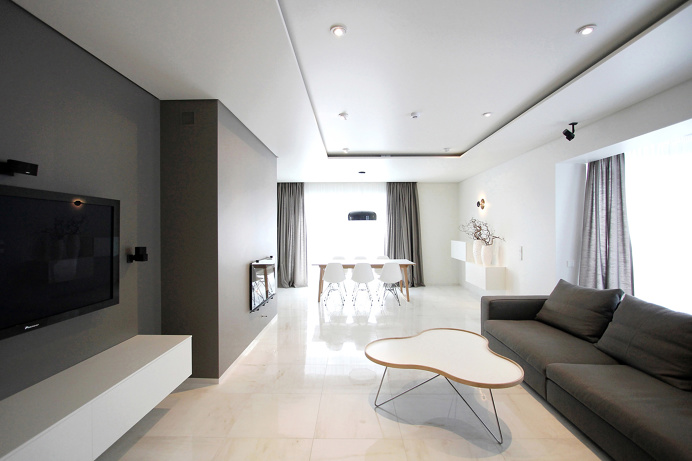 House 02