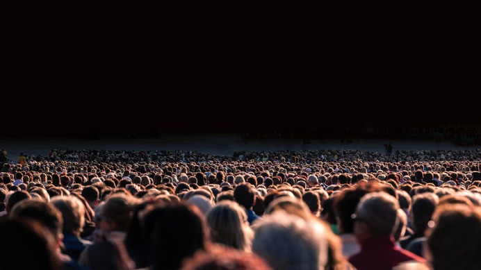 foule-humains.jpg (1600×900)