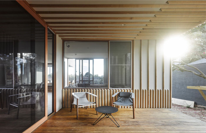 Renovation of a Brick Art Deco House