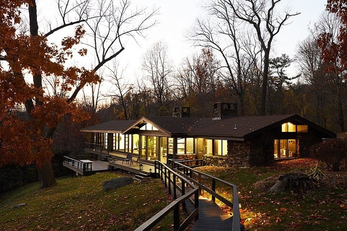 Hudson River Renovation by GRT Architects