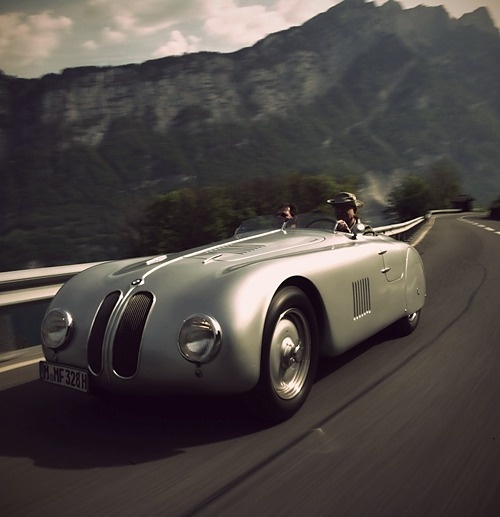 Dropular #automobile #photography #vintage