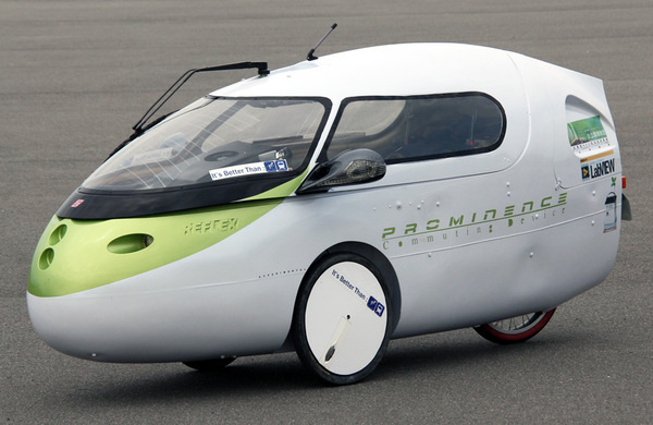 Prominence Commuting Device #tech #amazing #modern #innovation #design #futuristic #gadget #ideas #craft #illustration #industrial #concept #art #cool