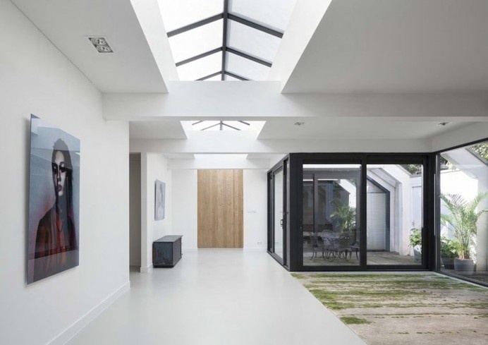 Amsterdam Garage Transformed into Light Filled Spacious Home by i29 Interior Architects #interiors #architecture #design #modern