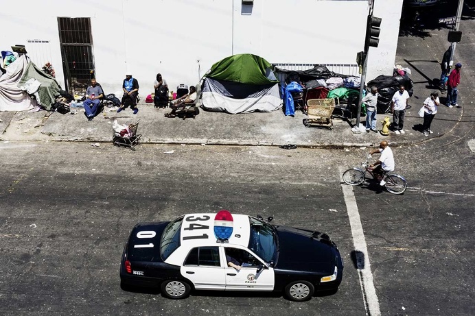 Désirée van Hoek Captured The Real-Life in Downtown Los Angeles