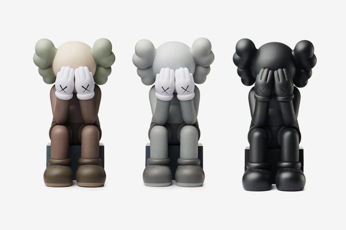 Kaws: Passing Through