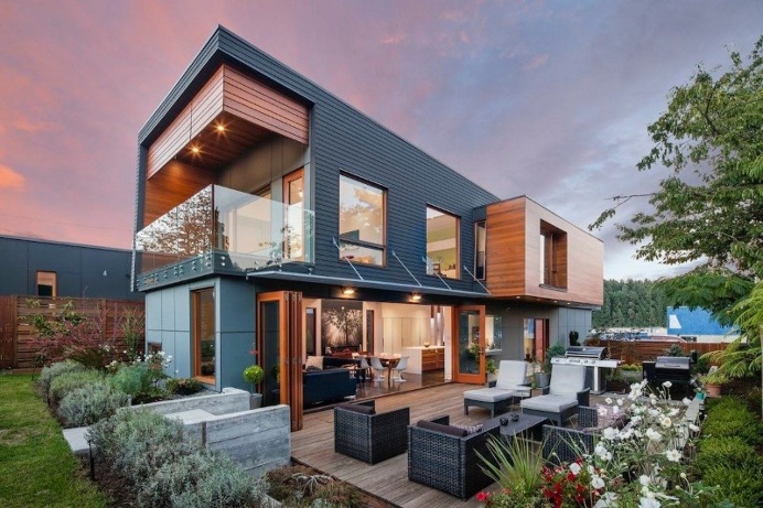 Double High house