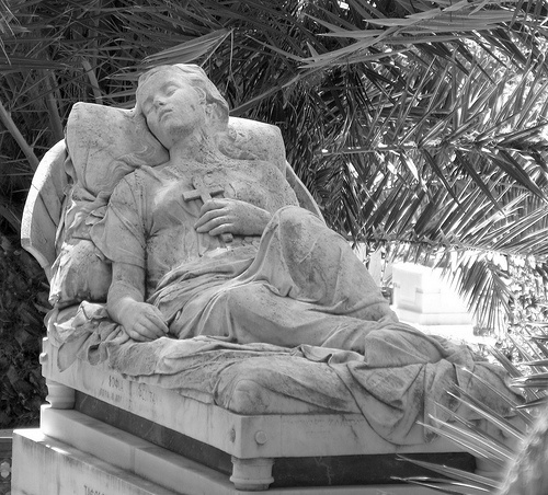 4601894371_5d201a0ea3.jpg 500×452 pixels #sculpture