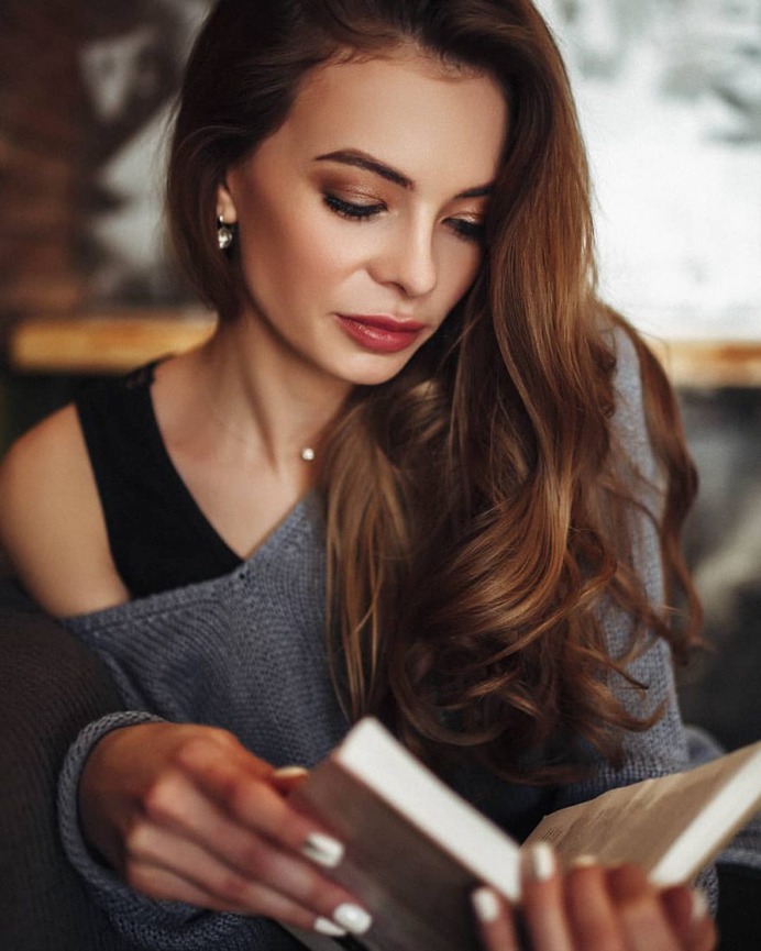 Marvelous Female Portrait Photography by Evgeny Dronov
