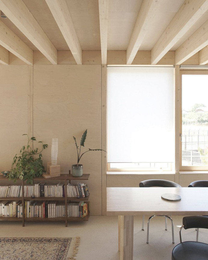 Suspended House by Office Muto