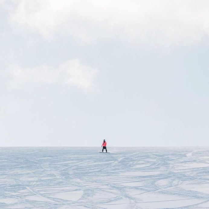 Creative and Colorful Minimalist Photography by Grigoriy Shkarupilo