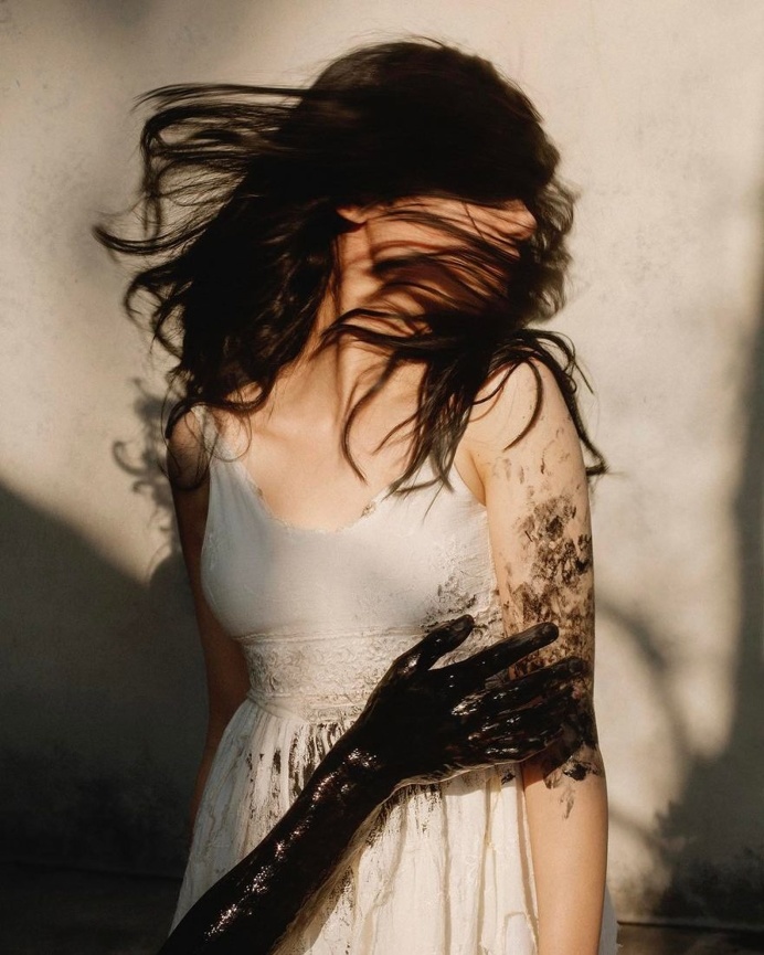 Dreamlike and Conceptual Portrait Photography by Alex Stoddard